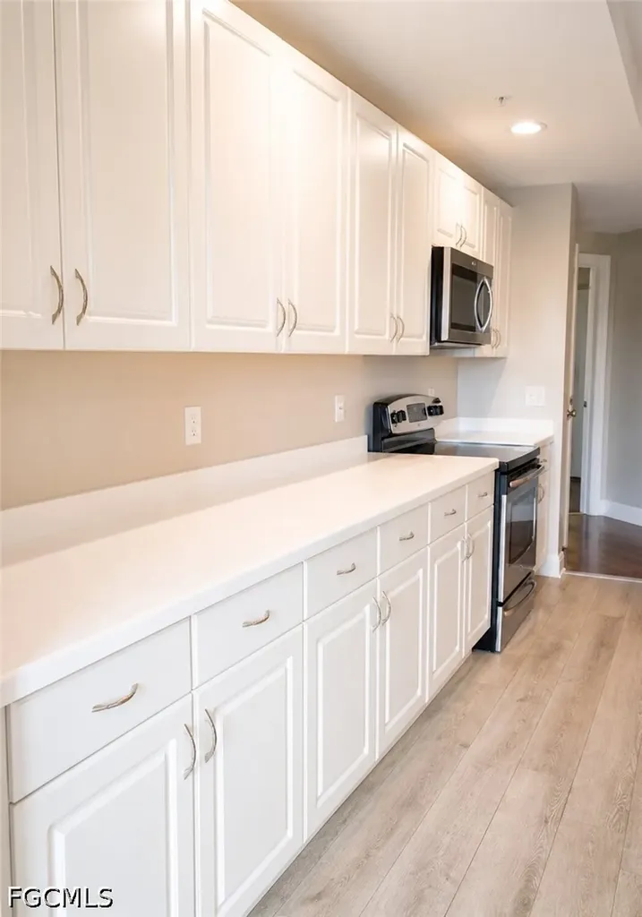 2743 1st Street Fort Myers FL 33916