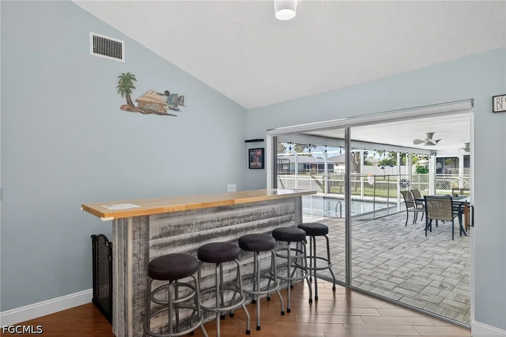 712 SE 32nd Terrace Cape Coral FL 33904