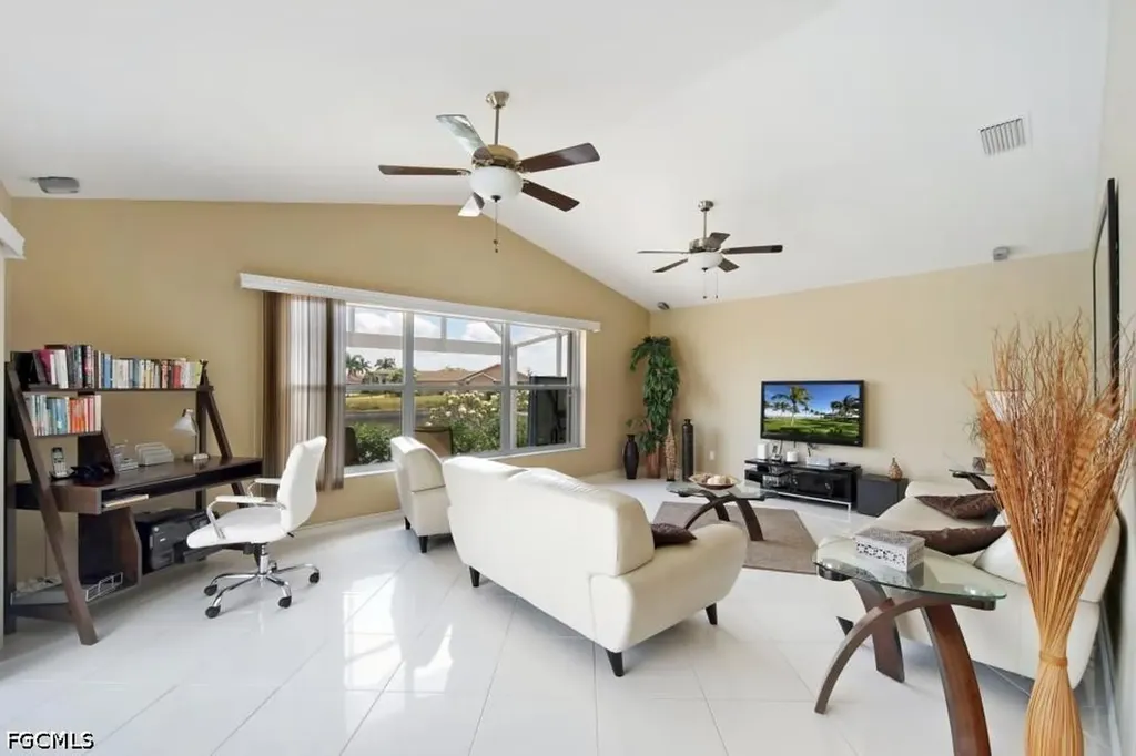 4009 SW 25th Court Cape Coral FL 33914