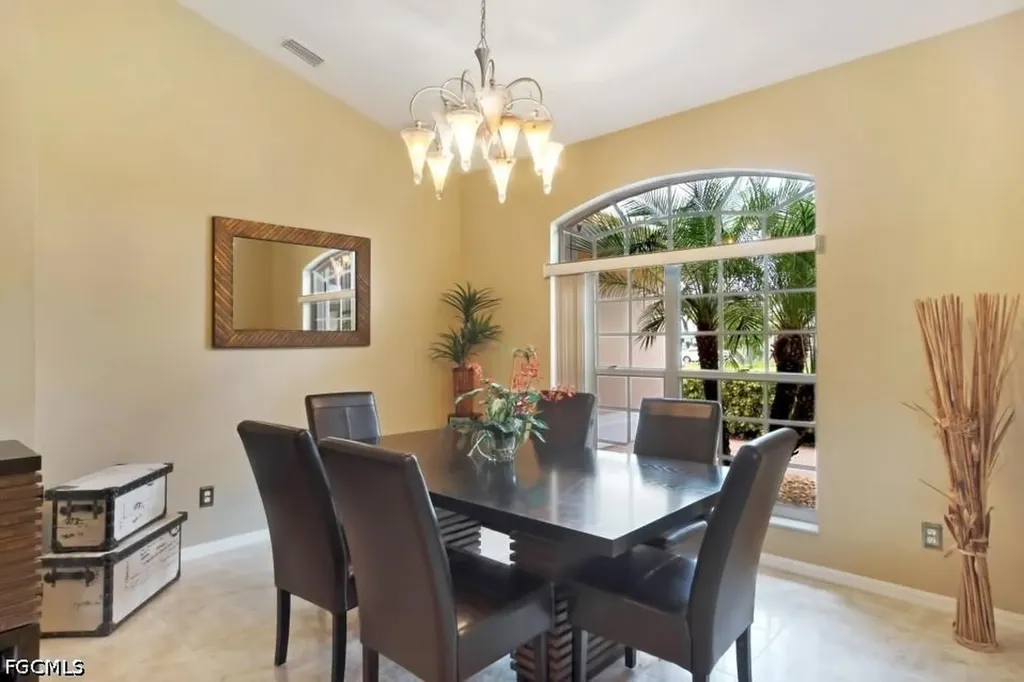4009 SW 25th Court Cape Coral FL 33914