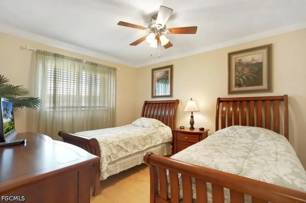4009 SW 25th Court Cape Coral FL 33914