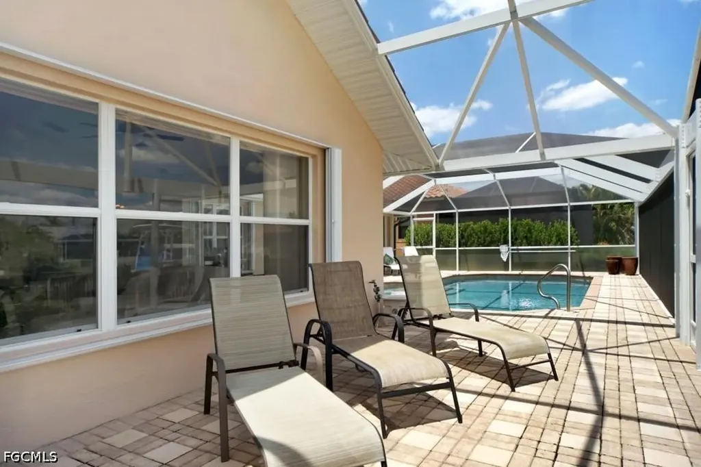 4009 SW 25th Court Cape Coral FL 33914