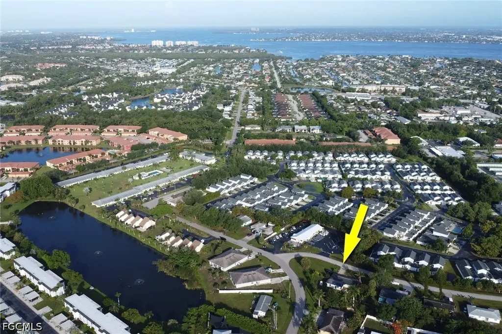 6701 Fiesta Lane Fort Myers FL 33919