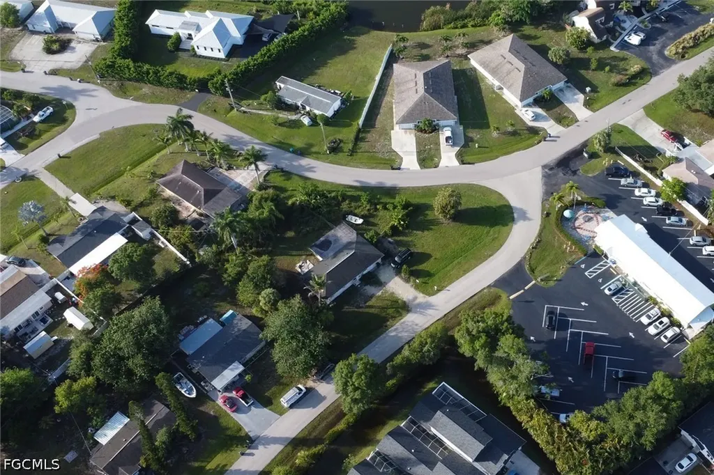 6701 Fiesta Lane Fort Myers FL 33919