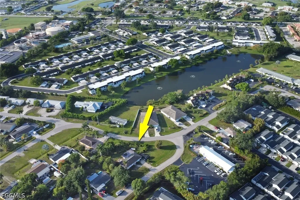 6701 Fiesta Lane Fort Myers FL 33919