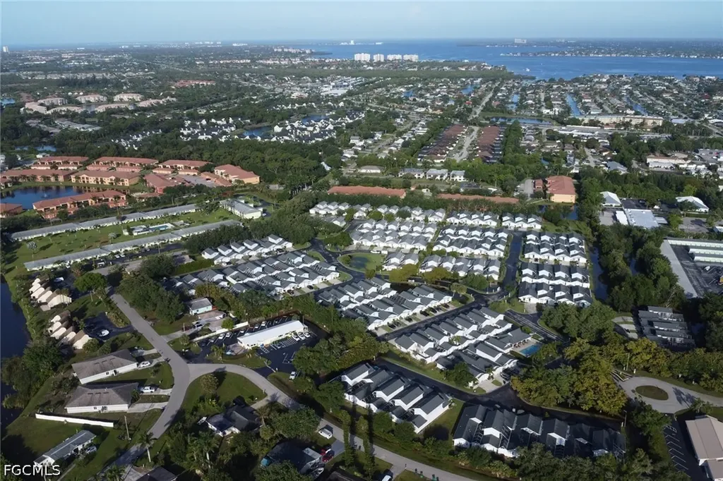 6701 Fiesta Lane Fort Myers FL 33919