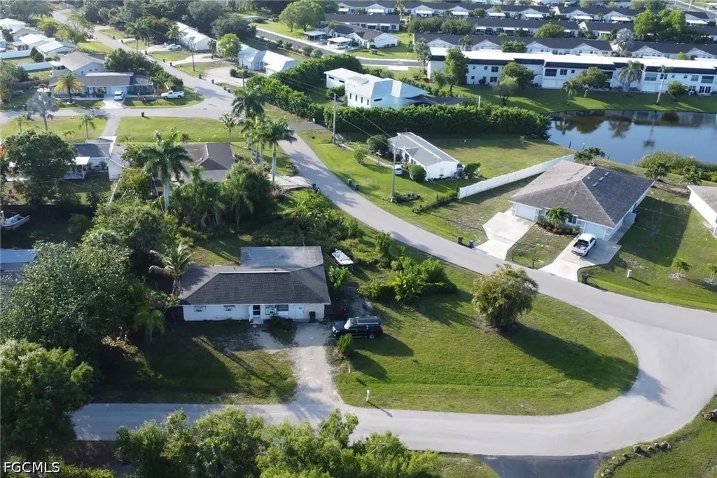 6701 Fiesta Lane Fort Myers FL 33919