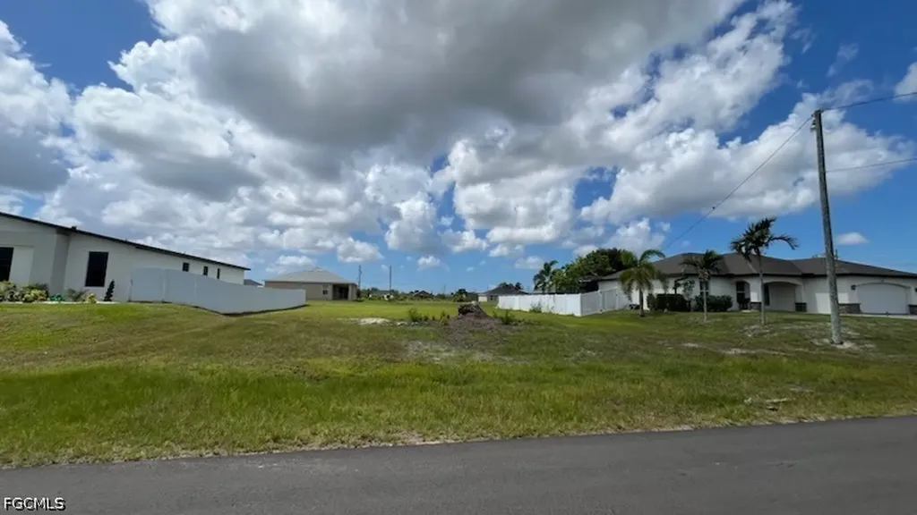 2236 NW 7th Street Cape Coral FL 33993