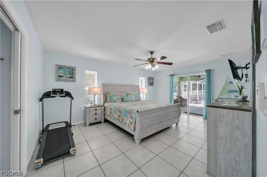 1722 SW 38th Terrace Cape Coral FL 33914