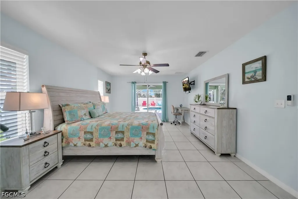1722 SW 38th Terrace Cape Coral FL 33914