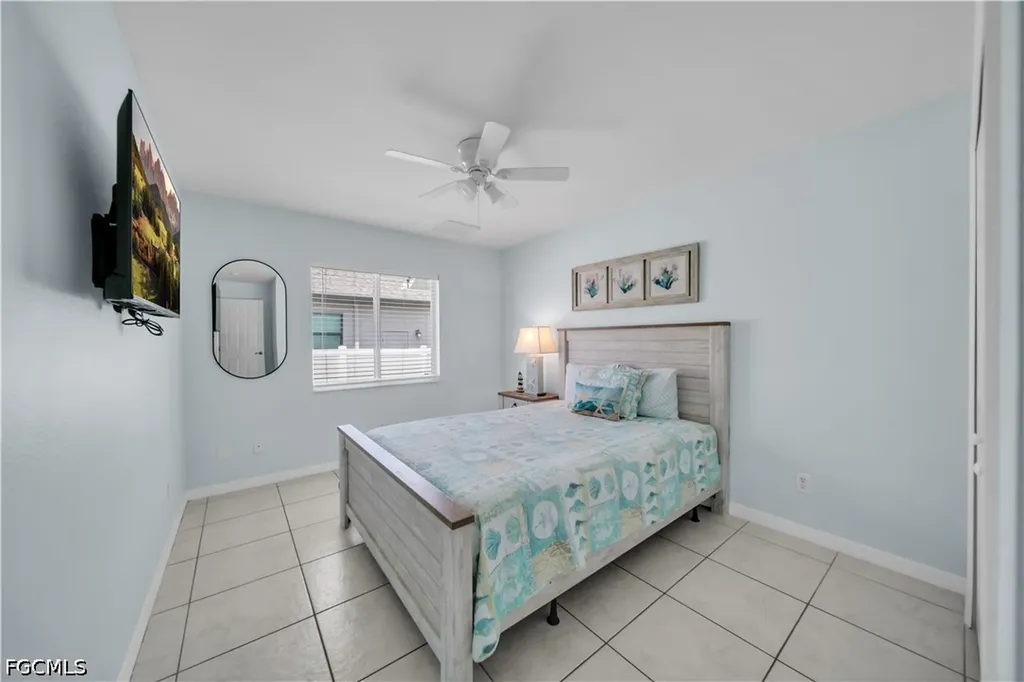 1722 SW 38th Terrace Cape Coral FL 33914