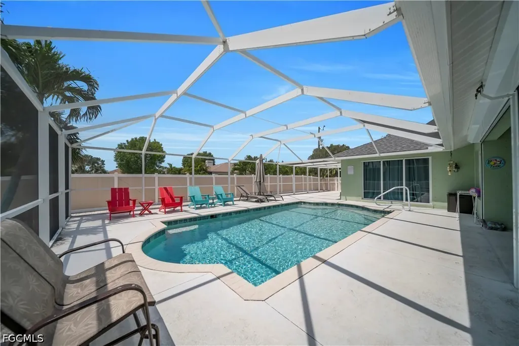 1722 SW 38th Terrace Cape Coral FL 33914
