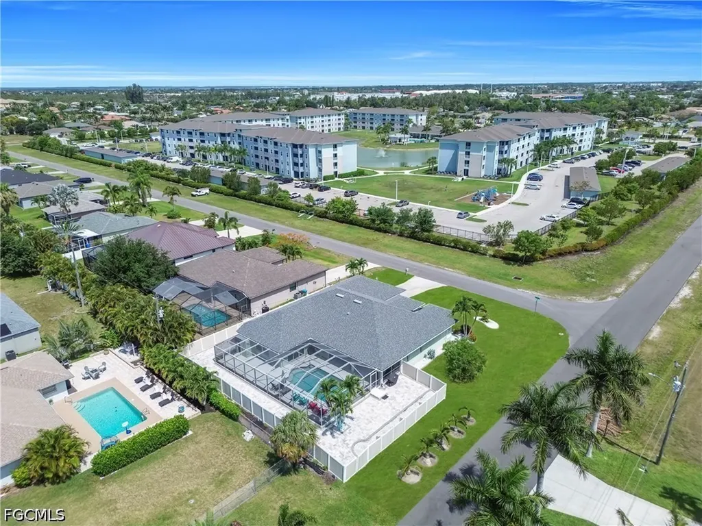 1722 SW 38th Terrace Cape Coral FL 33914