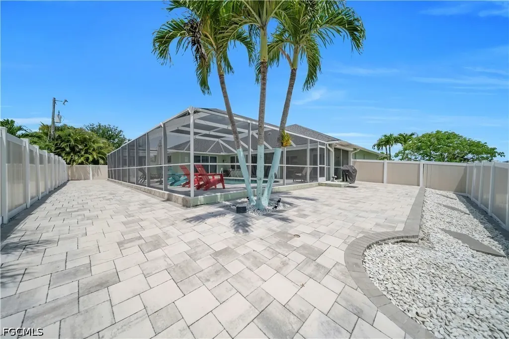 1722 SW 38th Terrace Cape Coral FL 33914