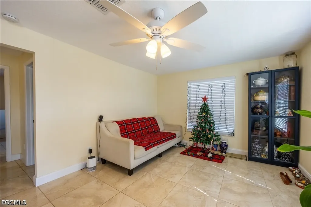 311 Tudor Drive Cape Coral FL 33904