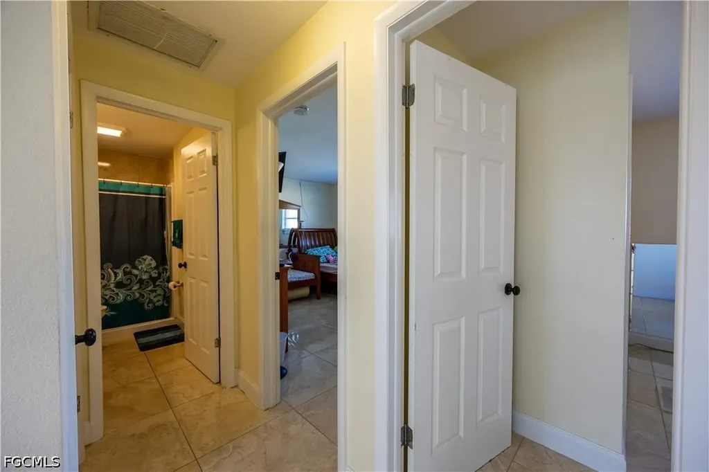 311 Tudor Drive Cape Coral FL 33904