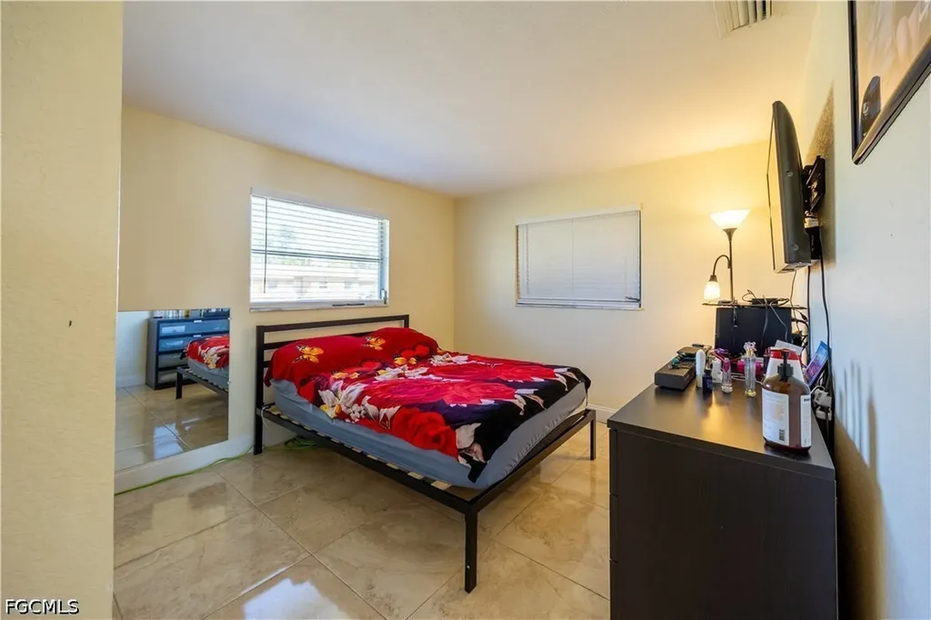 311 Tudor Drive Cape Coral FL 33904