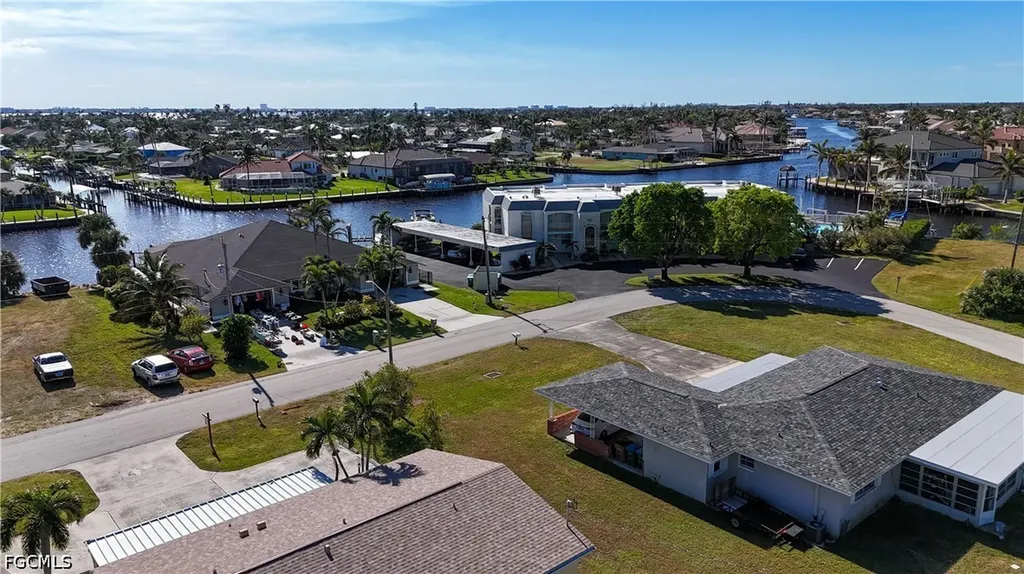 311 Tudor Drive Cape Coral FL 33904