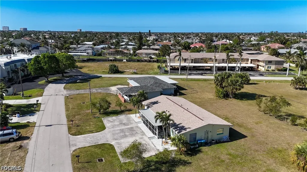 311 Tudor Drive Cape Coral FL 33904