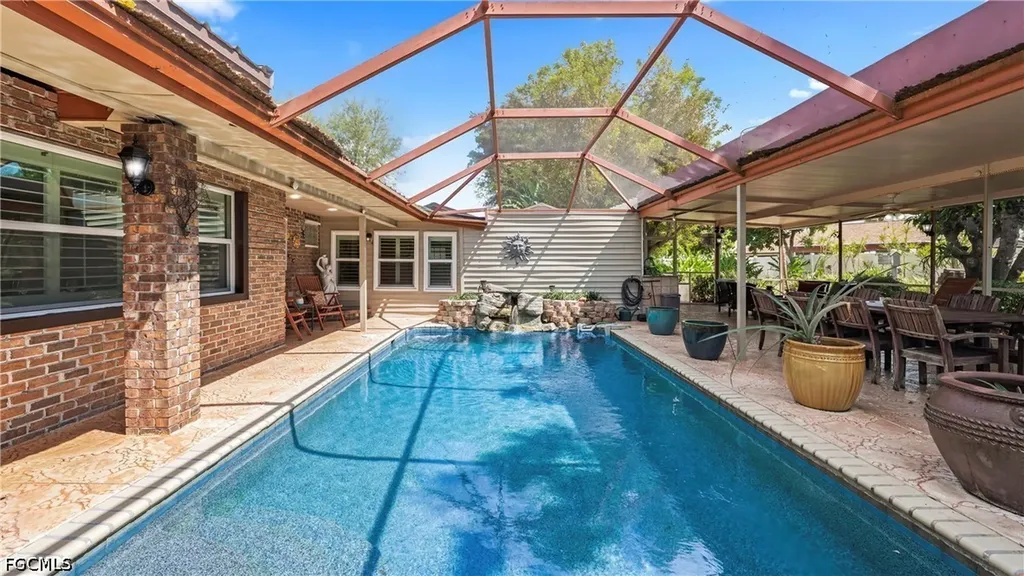 1432 SE 30th Street Cape Coral FL 33904