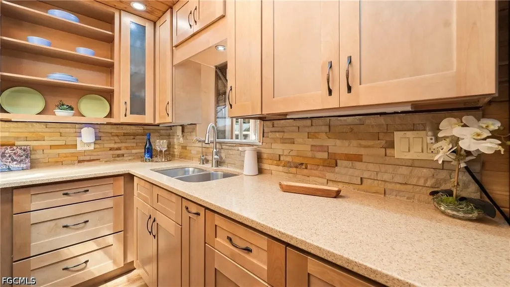 1432 SE 30th Street Cape Coral FL 33904