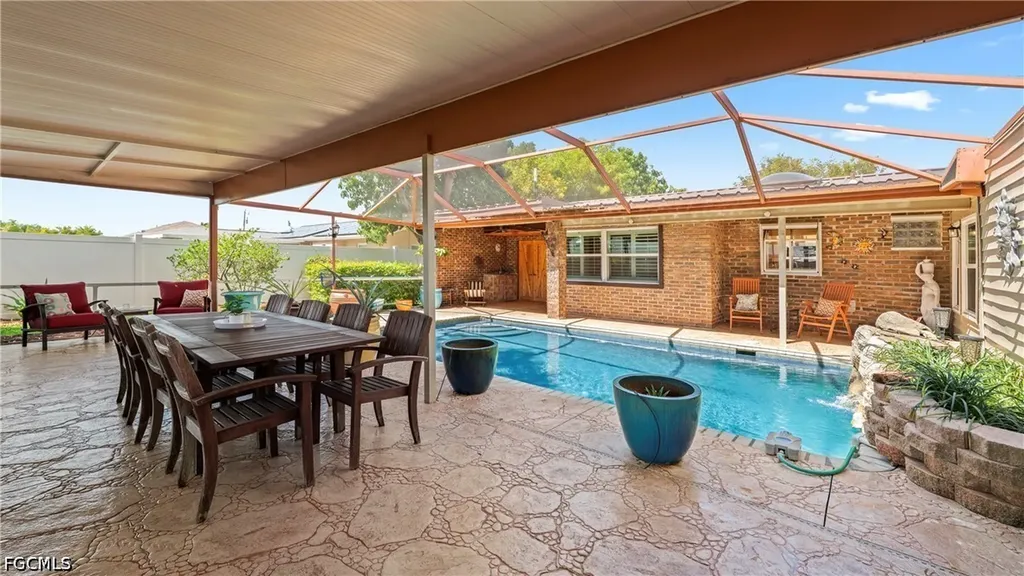 1432 SE 30th Street Cape Coral FL 33904