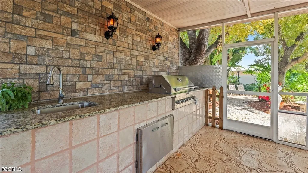 1432 SE 30th Street Cape Coral FL 33904