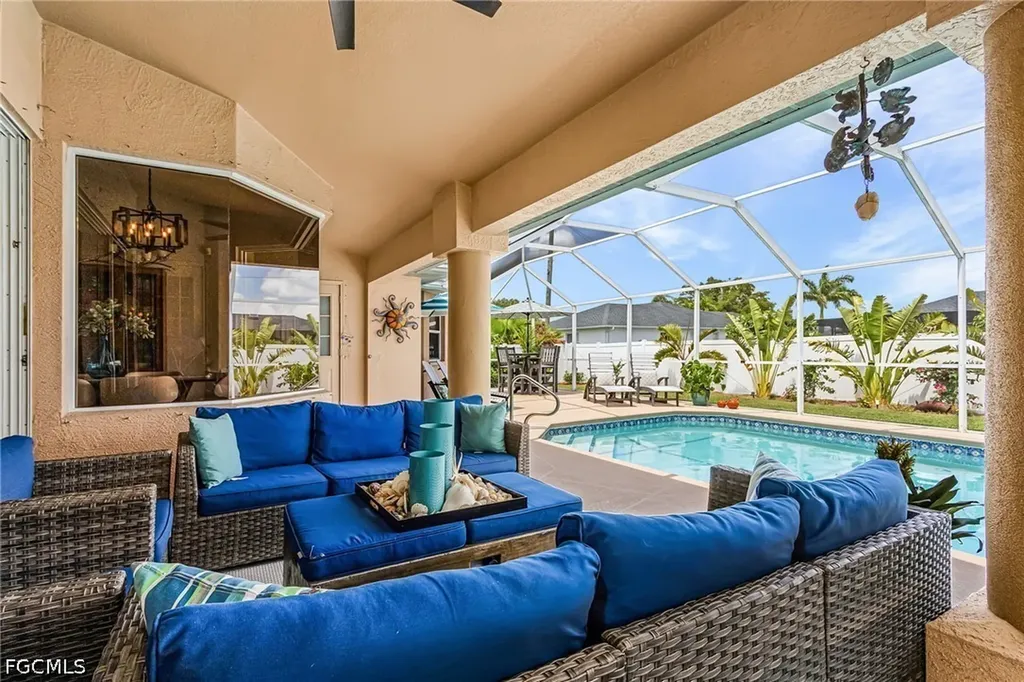 3613 SE 3rd Place Cape Coral FL 33904