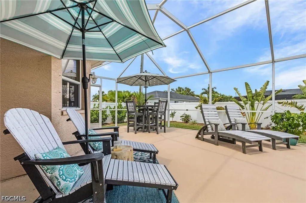3613 SE 3rd Place Cape Coral FL 33904