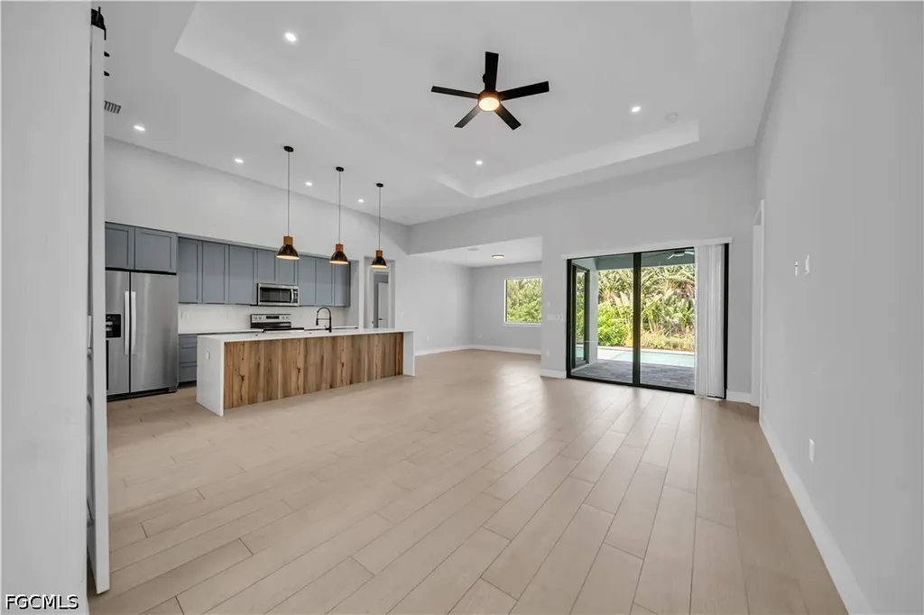 411 SW 26th Place Cape Coral FL 33991