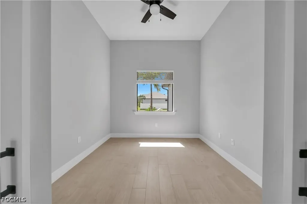 411 SW 26th Place Cape Coral FL 33991