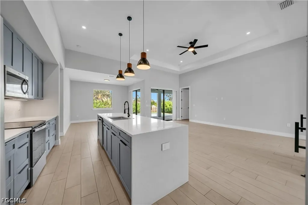 411 SW 26th Place Cape Coral FL 33991