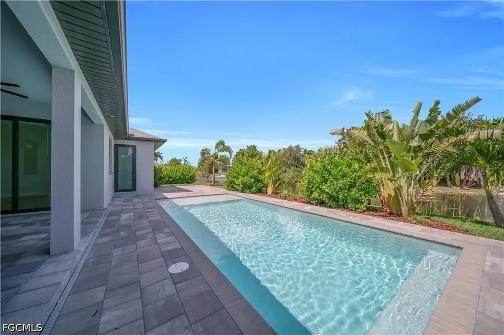 411 SW 26th Place Cape Coral FL 33991