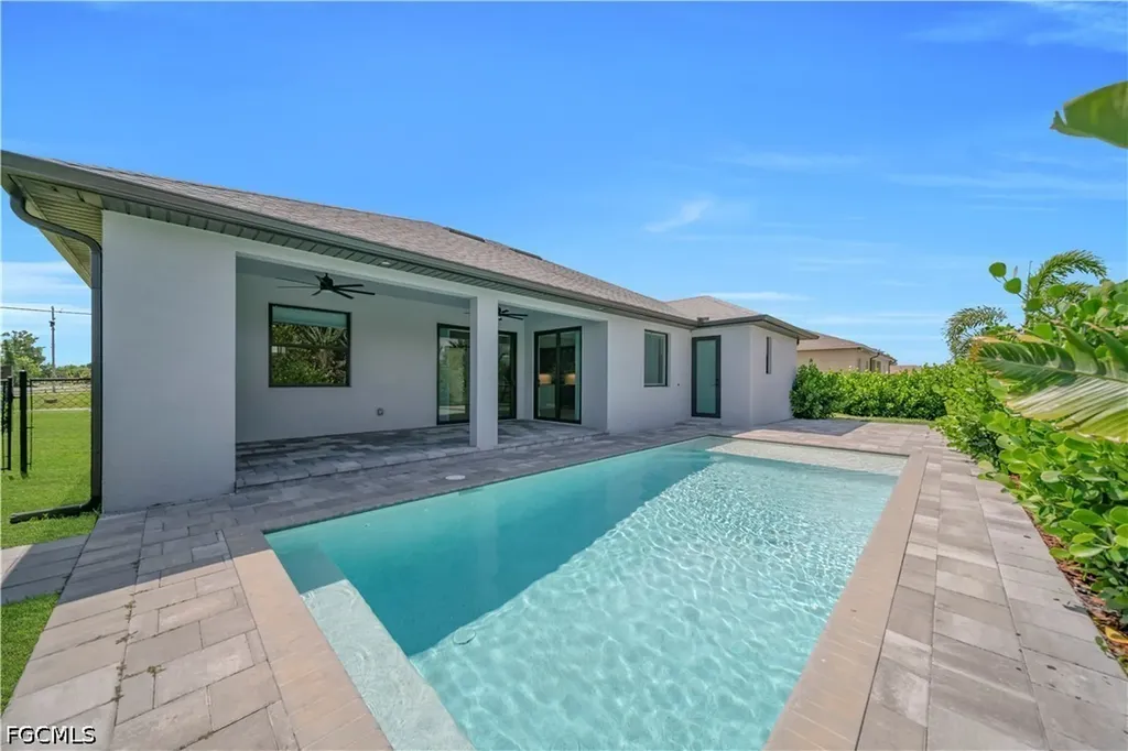 411 SW 26th Place Cape Coral FL 33991