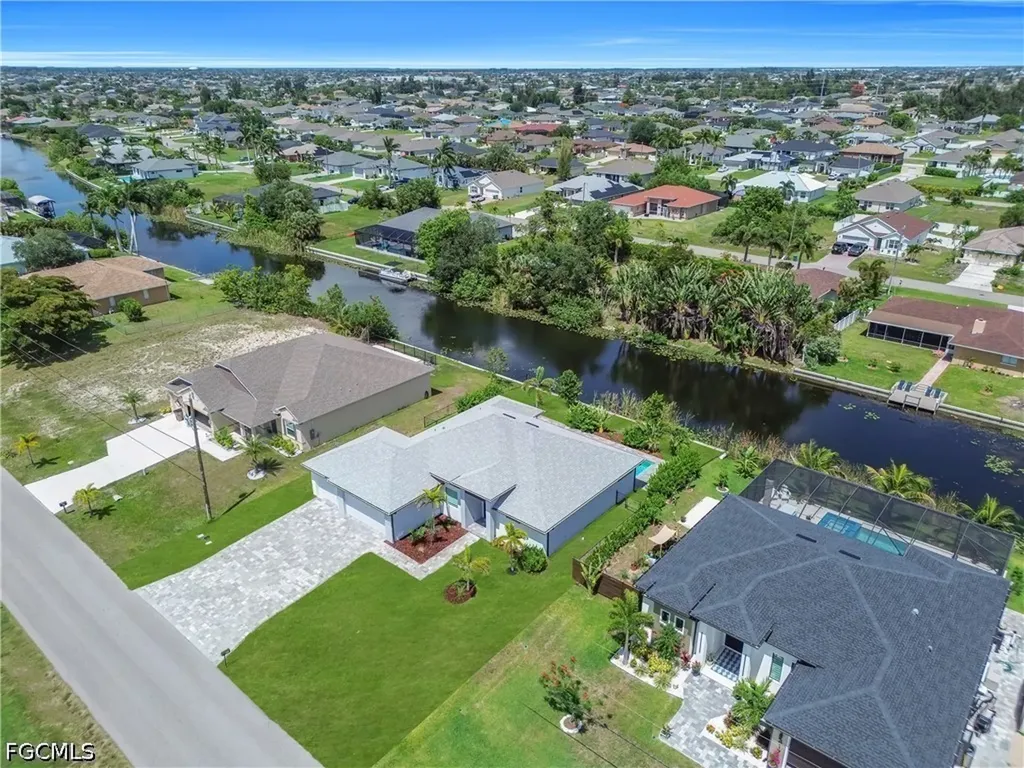 411 SW 26th Place Cape Coral FL 33991