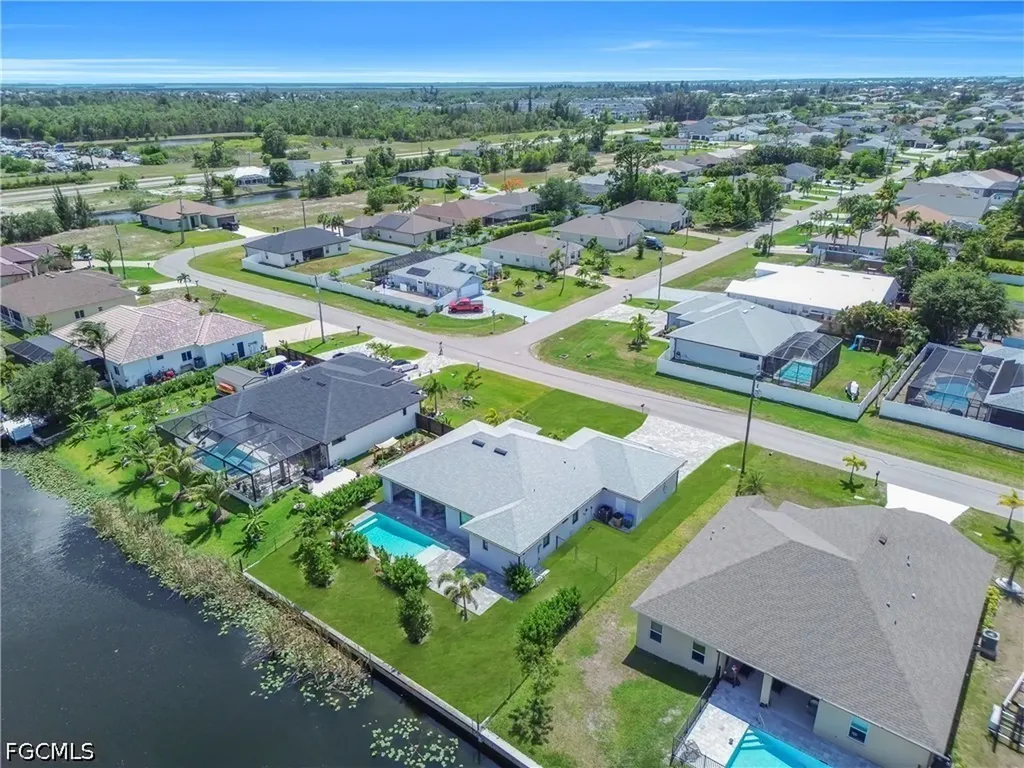 411 SW 26th Place Cape Coral FL 33991