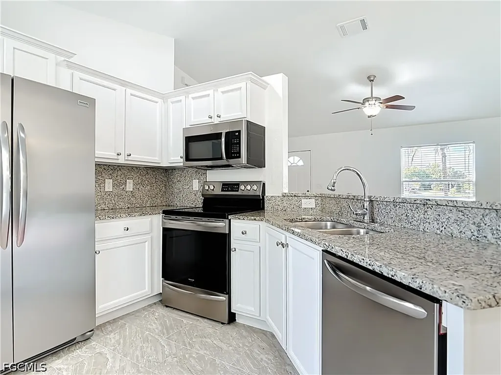 18522 Robinson Avenue Port Charlotte FL 33948