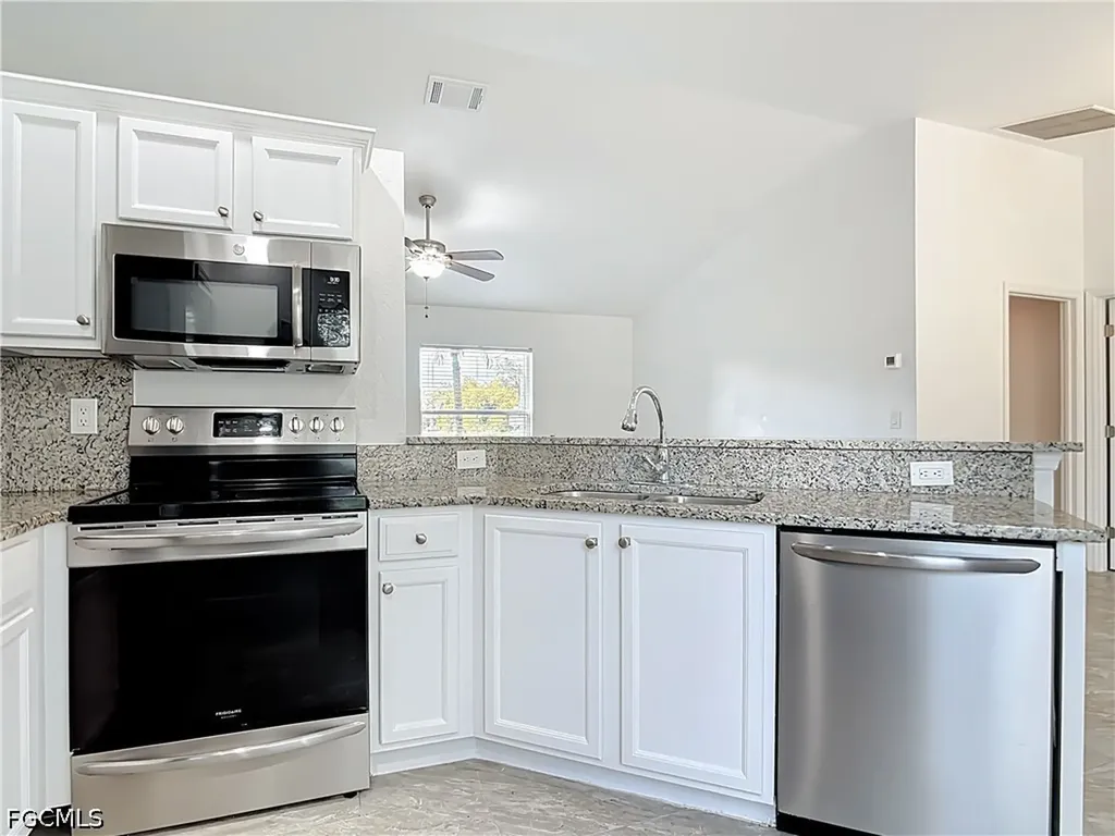 18522 Robinson Avenue Port Charlotte FL 33948