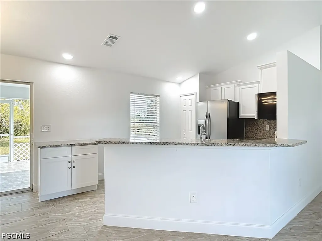 18522 Robinson Avenue Port Charlotte FL 33948