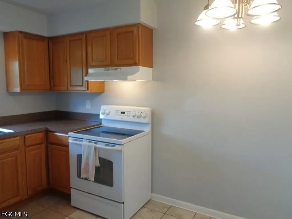 3921 Del Prado Boulevard S Cape Coral FL 33904