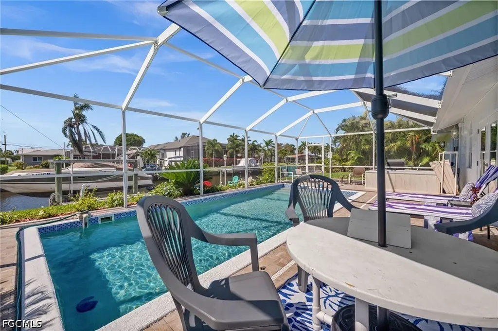 1432 Venetian Court Cape Coral FL 33904