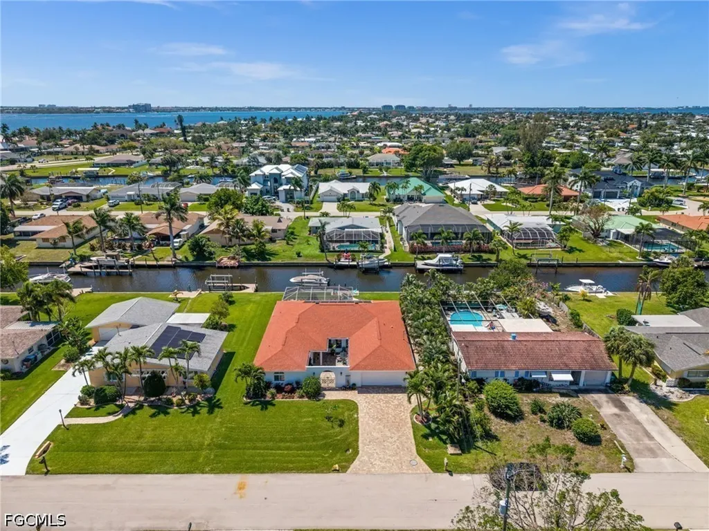 1432 Venetian Court Cape Coral FL 33904