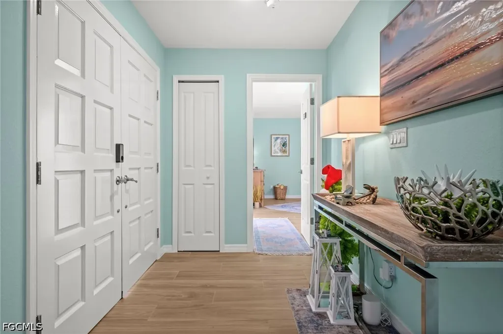 1432 Venetian Court Cape Coral FL 33904