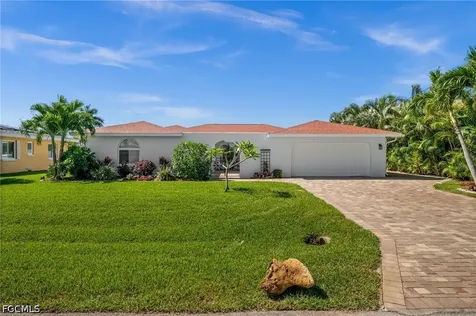 1432 Venetian Court Cape Coral FL 33904