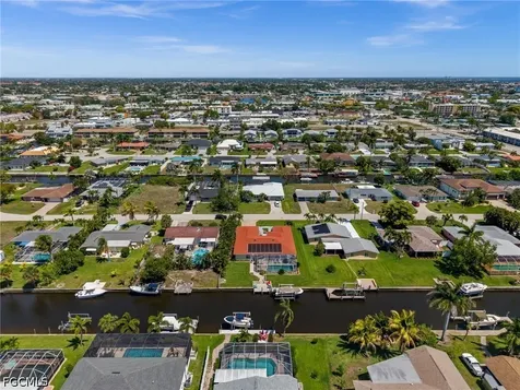 1432 Venetian Court Cape Coral FL 33904