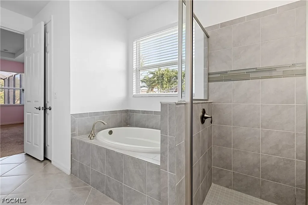 4006 SW 26th Court Cape Coral FL 33914