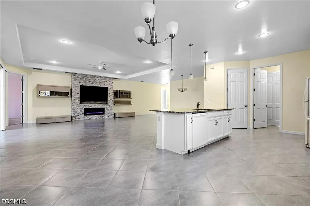4006 SW 26th Court Cape Coral FL 33914