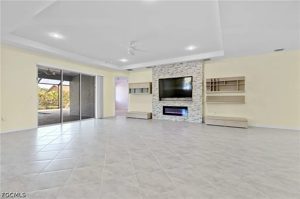 4006 SW 26th Court Cape Coral FL 33914