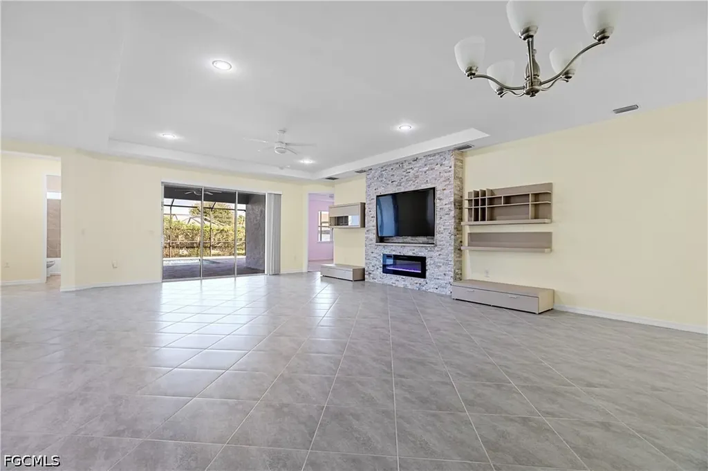 4006 SW 26th Court Cape Coral FL 33914