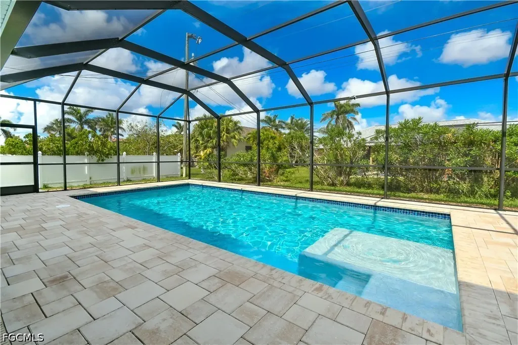 4006 SW 26th Court Cape Coral FL 33914